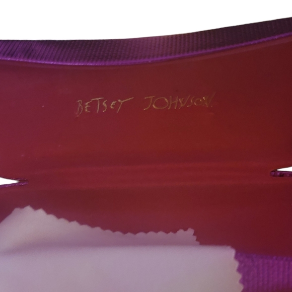 Betsey Johnson Pink Sunglasses Glasses Clamshell Hard Case - Picture 4 of 6
